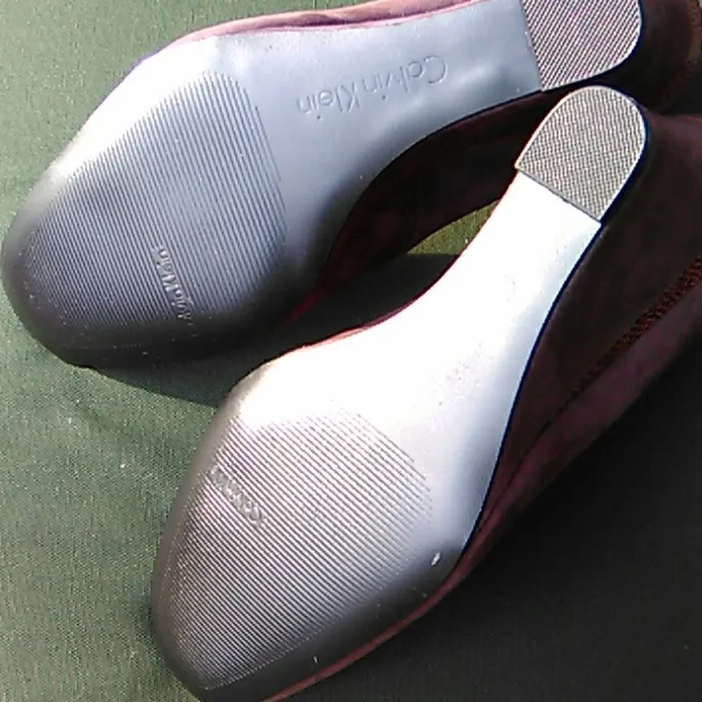 Calvin Klein Maroon Wedges